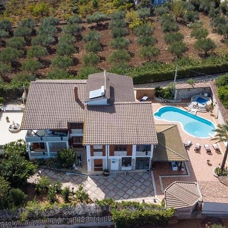 Villa Aversa Castellammare del Golfo Buitenkant foto
